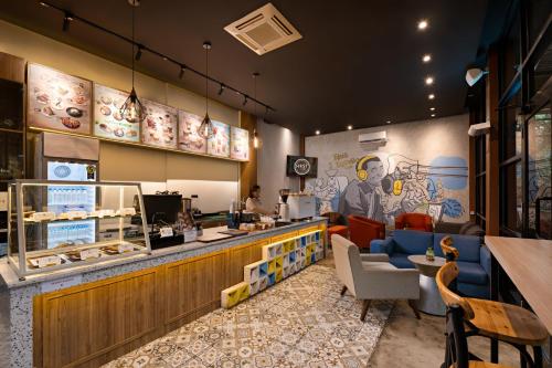 Restaurant, Metland Hotel Bekasi in Bekasi
