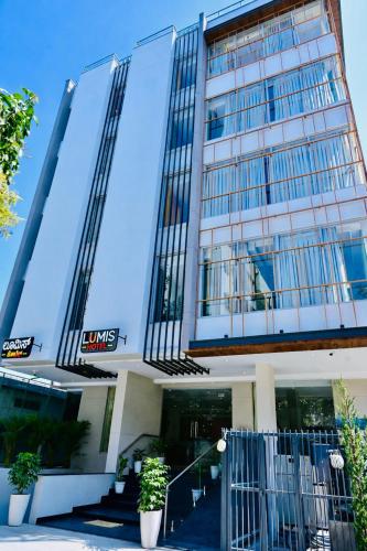 Exterior view, Lumis Hotel in Krishnarajapura