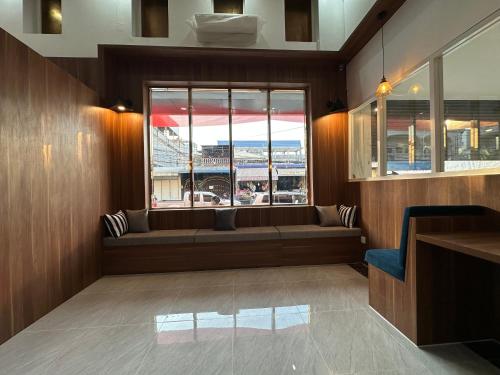 Comfort Stay Hotel in Ou Chrov