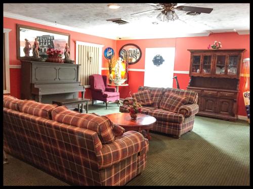 Days Inn by Wyndham Tannersville - image 3