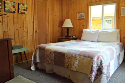 One-Bedroom Cottage with Sofa Bed