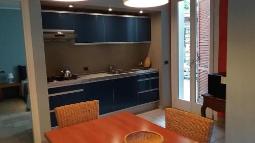 virtuve, Casa Maria Teresa in Kanero Riviera