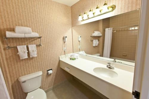Landmark Inn Fort Irwin - image 9