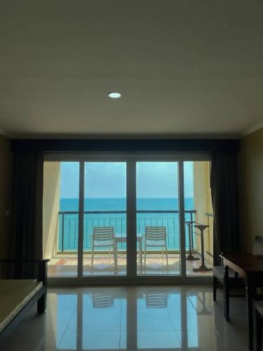 Royal Phala Cliff Beach Resort and Spa Room Type - Pavilion Double Room - Royal Wing