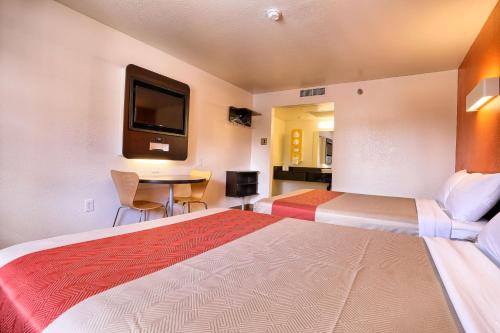 Motel 6-Petaluma CA - image 5