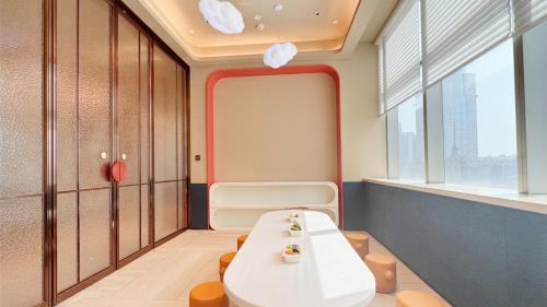 สนามเด็กเล่น, โรงแรม ดอร์เซลท์ วูฮั่น (Dorsett Wuhan Hotel) in หวู่ฮั่น