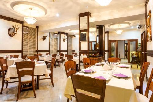 Family Hotel Teteven - image 13