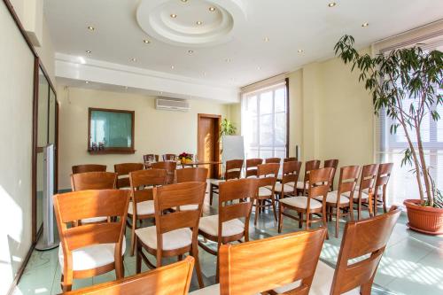 Family Hotel Teteven - image 12