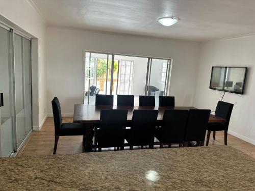Plattekloof guest house - image 13