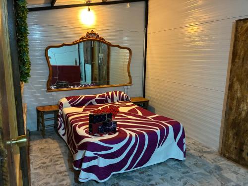 Cabaña rural con piscina privada (Cabana rural con piscina privada) in Paraje La Matanza