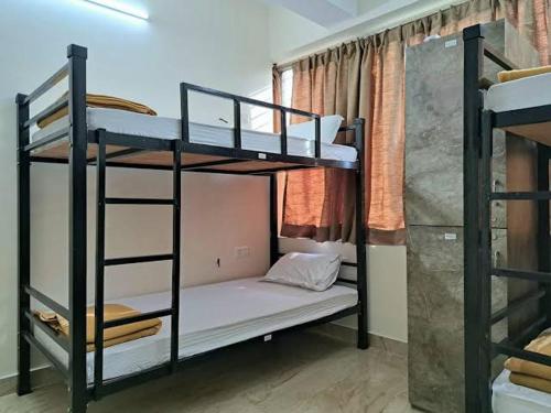 cozstel in Vrindavan Colony