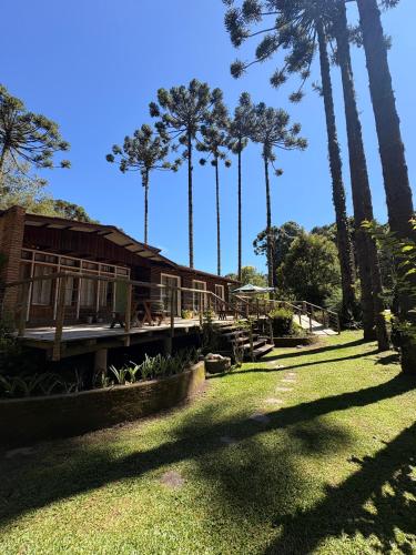 Recanto Bellagio – khách sạn tại Parque Rancho Alegre