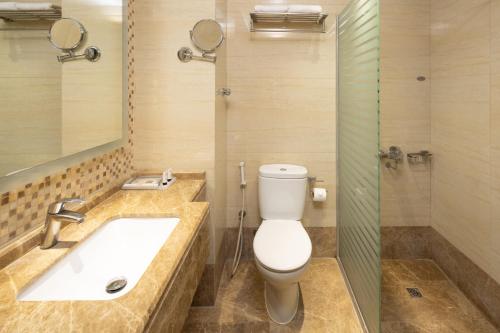 room detail thumbnail 2
