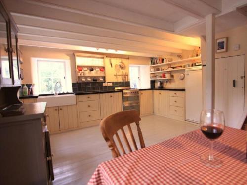 Rhydyfantwn Fach Cottage, Cardigan in Moylgrove