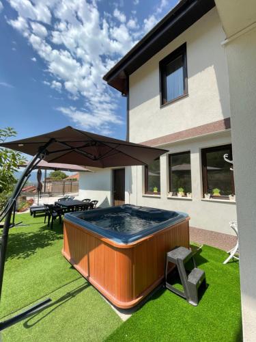 Karstais baseins, Kassandrova Guest House & Spa in Bratsigovo