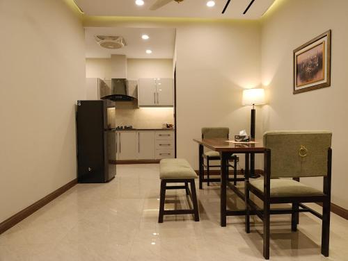 Premium 1BHK Zeta Retreat with Pool Access - image 4