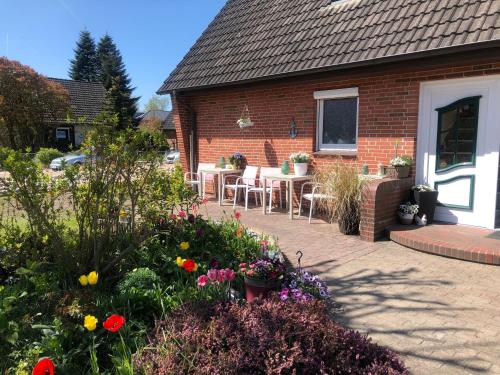 Gemütliches Inselnest mit großer Terrasse nahe Nordsee& Hafen in Tönning, Deutschland
