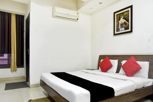 Hotel O Aditya Palace