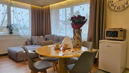 Crown Apartment Lesná (Crown Apartment Lesna) in Felsőerdőfalva