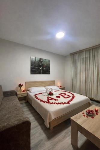 NEO Apartments, Tirana (photo 2)
