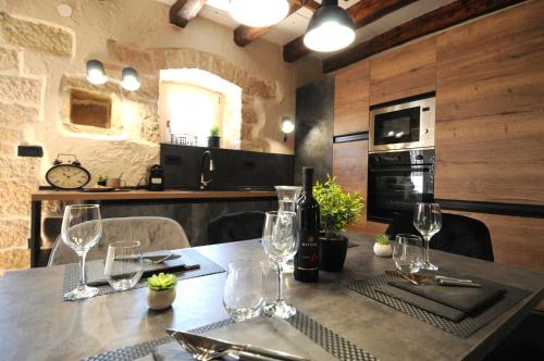 Iekārtas, Villa Angelina - design stone house in Markovac in Markovac