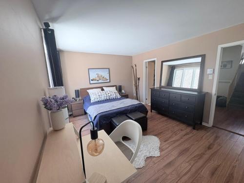 Élégant condo avec vue sur les pentes (Elegant condo avec vue sur les pentes) in Stoneham (QC)