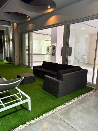 Apartment with private pool in アシュケロン