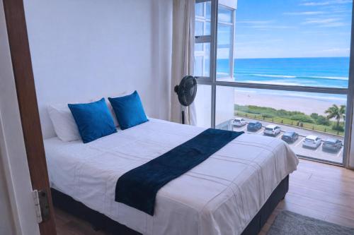 Beach, 32 Warnadoone- On Warner beach-Amanzimtoti in Amanzimtoti