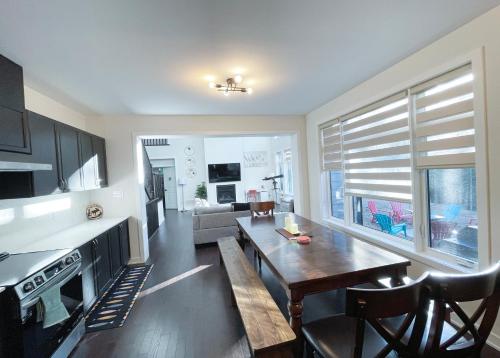 廚房, 3000 Sqft Modern Muskoka Entire Cottage Huntsville - Escape to Serenity - Algonquin Arrowhead in 德懷特 (ON)