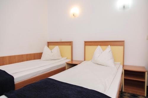 Plus Hotel