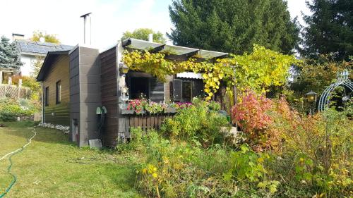 Gemütliches Ferienhaus mit grossem Garten, ideal für Naturliebhaber