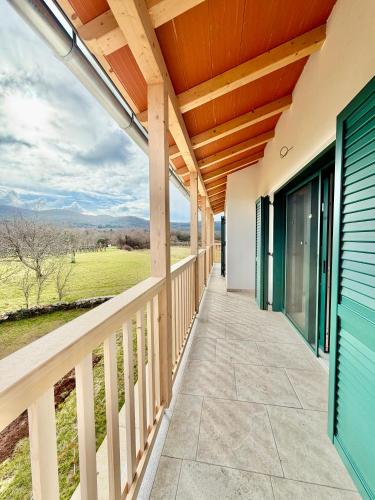 Balkons/terase, Private Villa for 12 Peaceful Karst Escape in Pliskovica