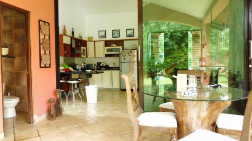 Residencia con piscina en Las Uvas, Panamá (Residencia con piscina en Las Uvas, Panama) in Las Uvas