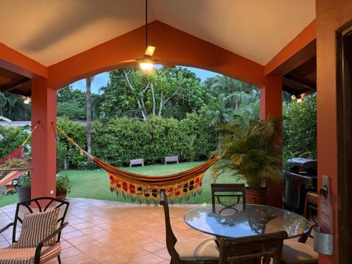 Erkély/terasz, Residencia con piscina en Las Uvas, Panamá (Residencia con piscina en Las Uvas, Panama) in Las Uvas