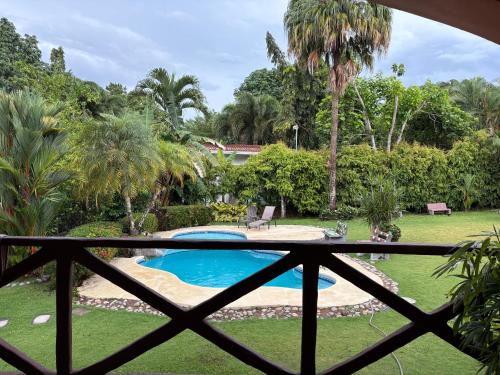 Úszómedence, Residencia con piscina en Las Uvas, Panamá (Residencia con piscina en Las Uvas, Panama) in Las Uvas