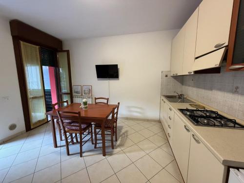 köök, Rosolina Mare Central Apartment with Pool in Rosolina Mare