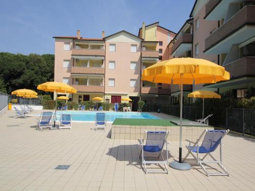 Viale dei Pini Beach Apartment for 6