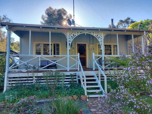 Forest Edge Cottage Dwellingup in Dwellingup