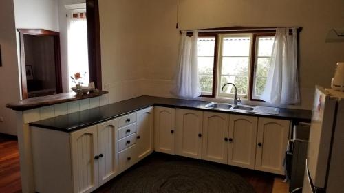 Forest Edge Cottage Dwellingup in Dwellingup