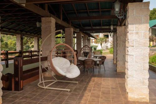 Apartamento 402 para 6 pessoas no Capivari Eco Resort in Kampina Grande Do Sul