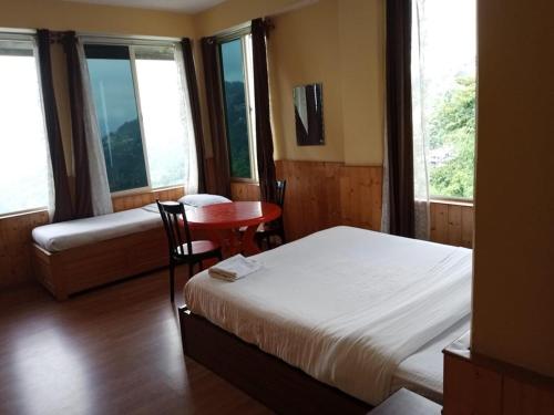 Exterior view of ViDi Hotel Serene Point ! Kalimpong