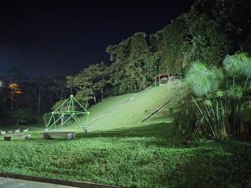 Ninfa del Mar Hostal Turístico (Ninfa del Mar Hostal Turistico) in 马尼萨莱斯