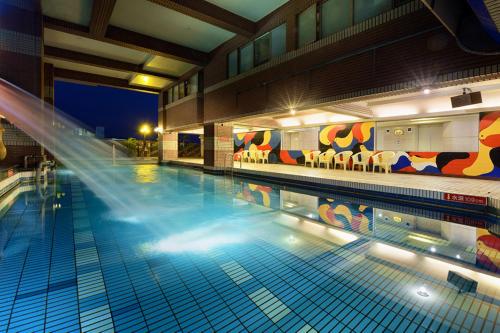 Swimming pool, Chengpao Hotel near Geographic Center Stela of Taiwan