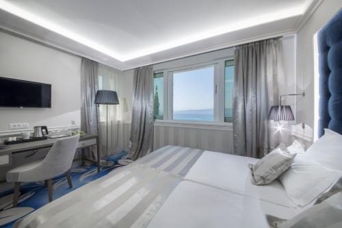 Premium Double or Twin Room with Sea View