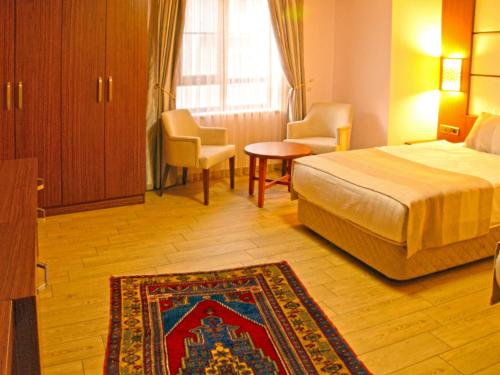 Safa Royal Museum Hotel - image 4