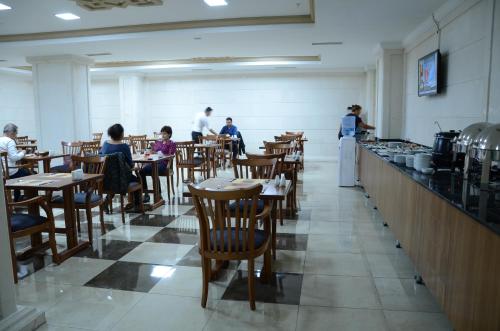 Safa Royal Museum Hotel - image 3