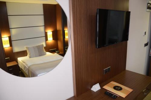 Safa Royal Museum Hotel - image 11