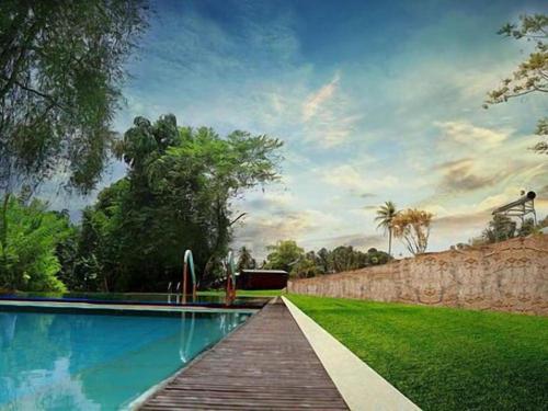 Exterior view of Ma-Oya Retreat