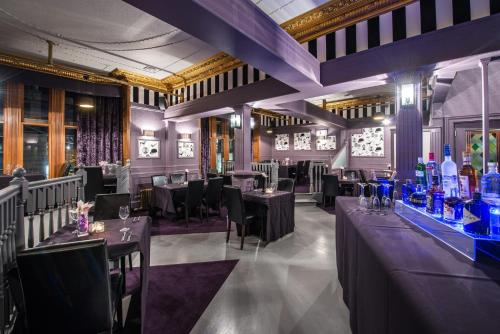 The Royal Hotel - Number 44 - image 12