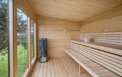 Programlehetőségek, 3 Bedroom Cozy Home In Fårevejle (3 Bedroom Cozy Home In Farevejle) in Farevejle Kirkeby